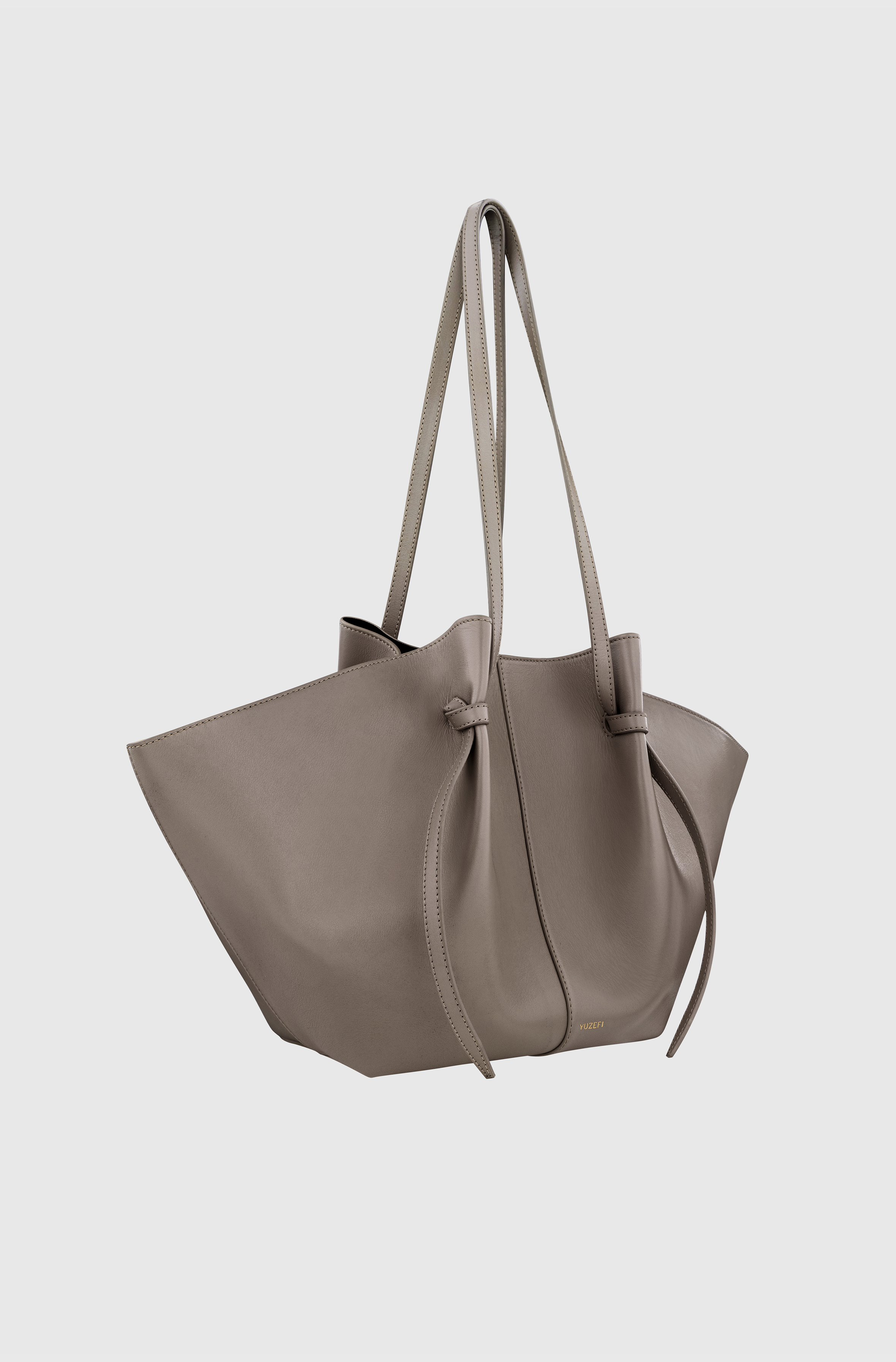 LARGE MOCHI - TAUPE SMOOTH LEATHER
