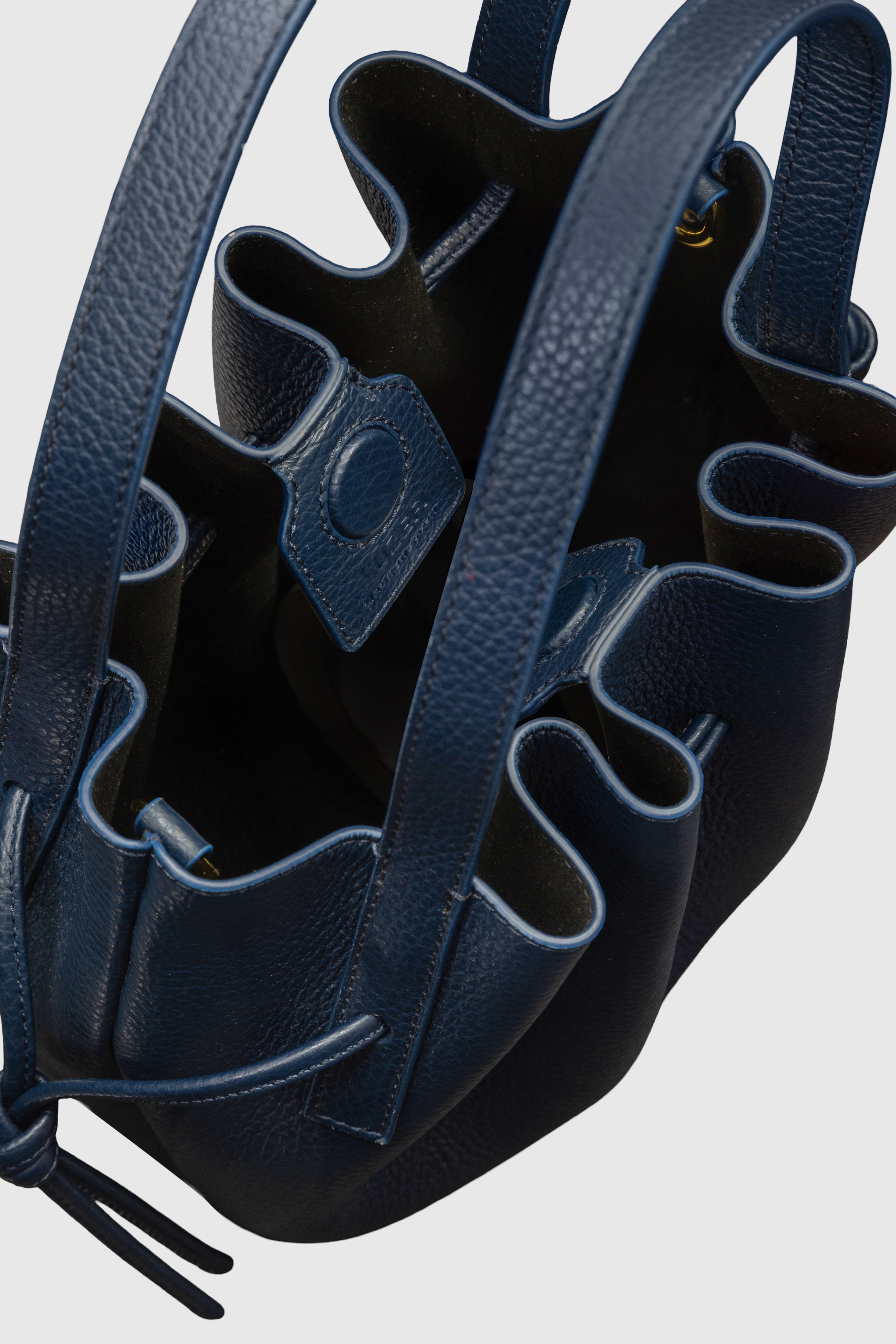 SCALLOP MINI TOTE - MIDNIGHT PEBBLE GRAINED LEATHER