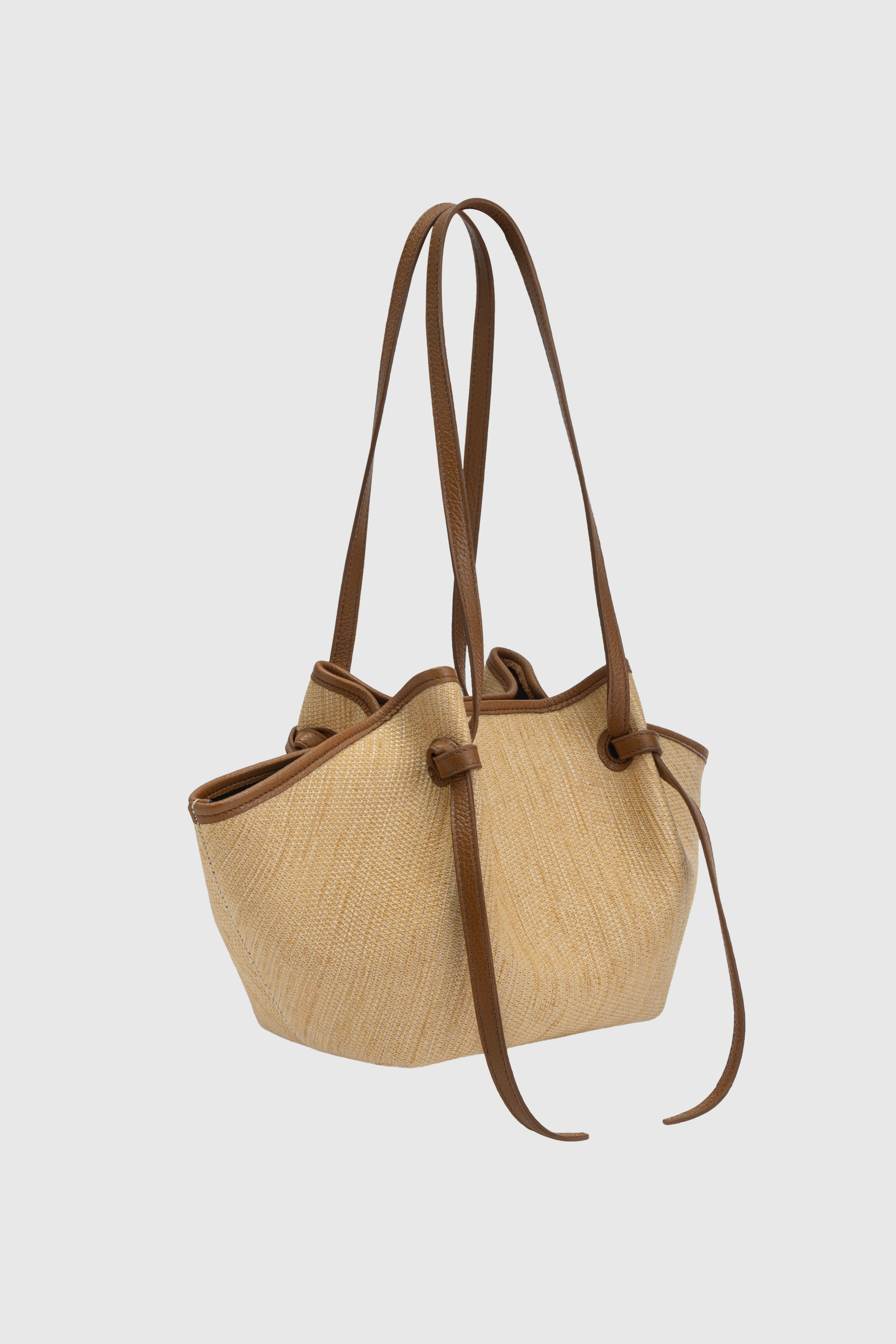 MOCHI - BISCUIT WOVEN RAFFIA