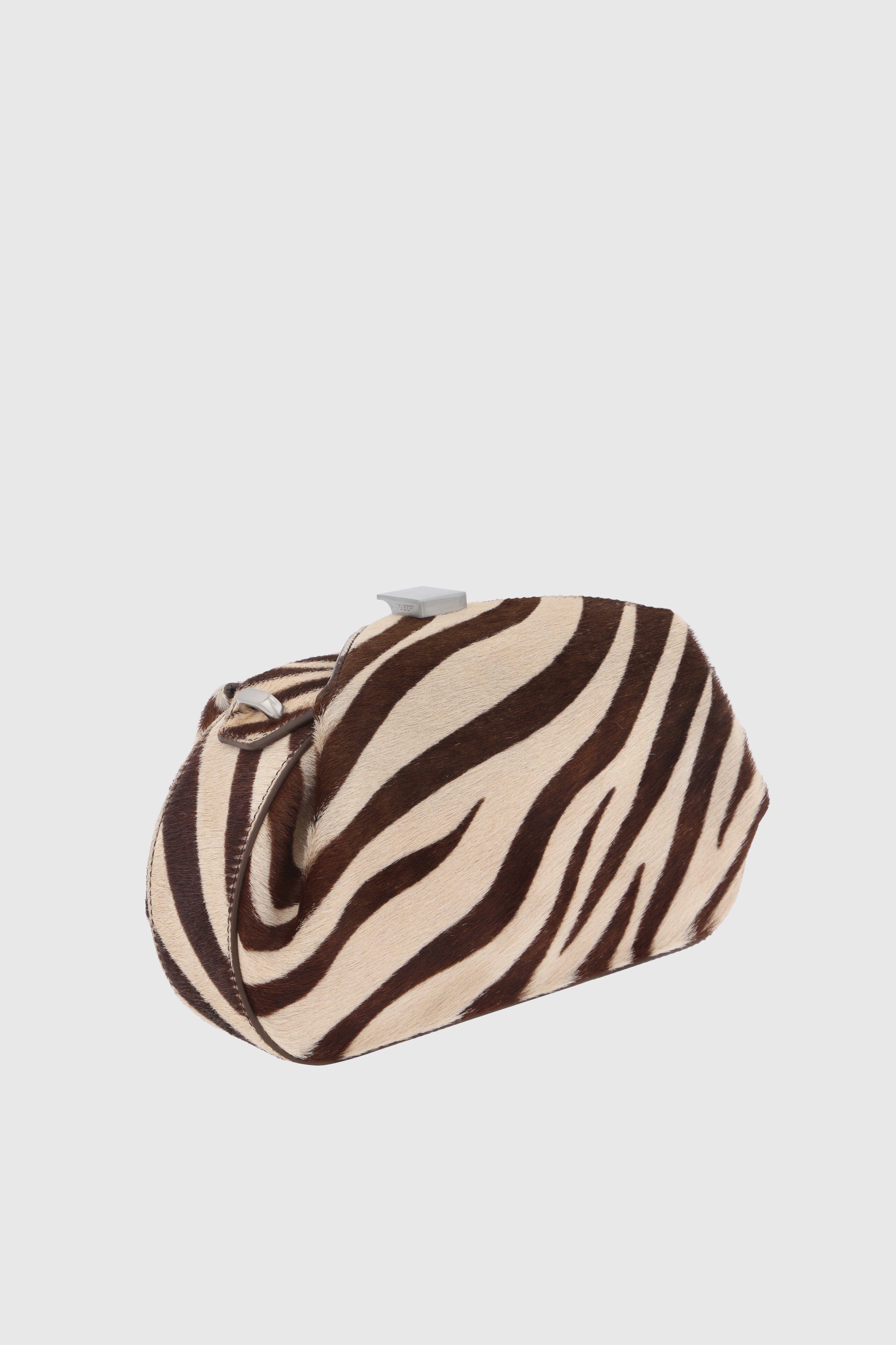 YUZEFI_OYSTER_CLUTCH_MINI_PONY_SAVANNA_2.jpg