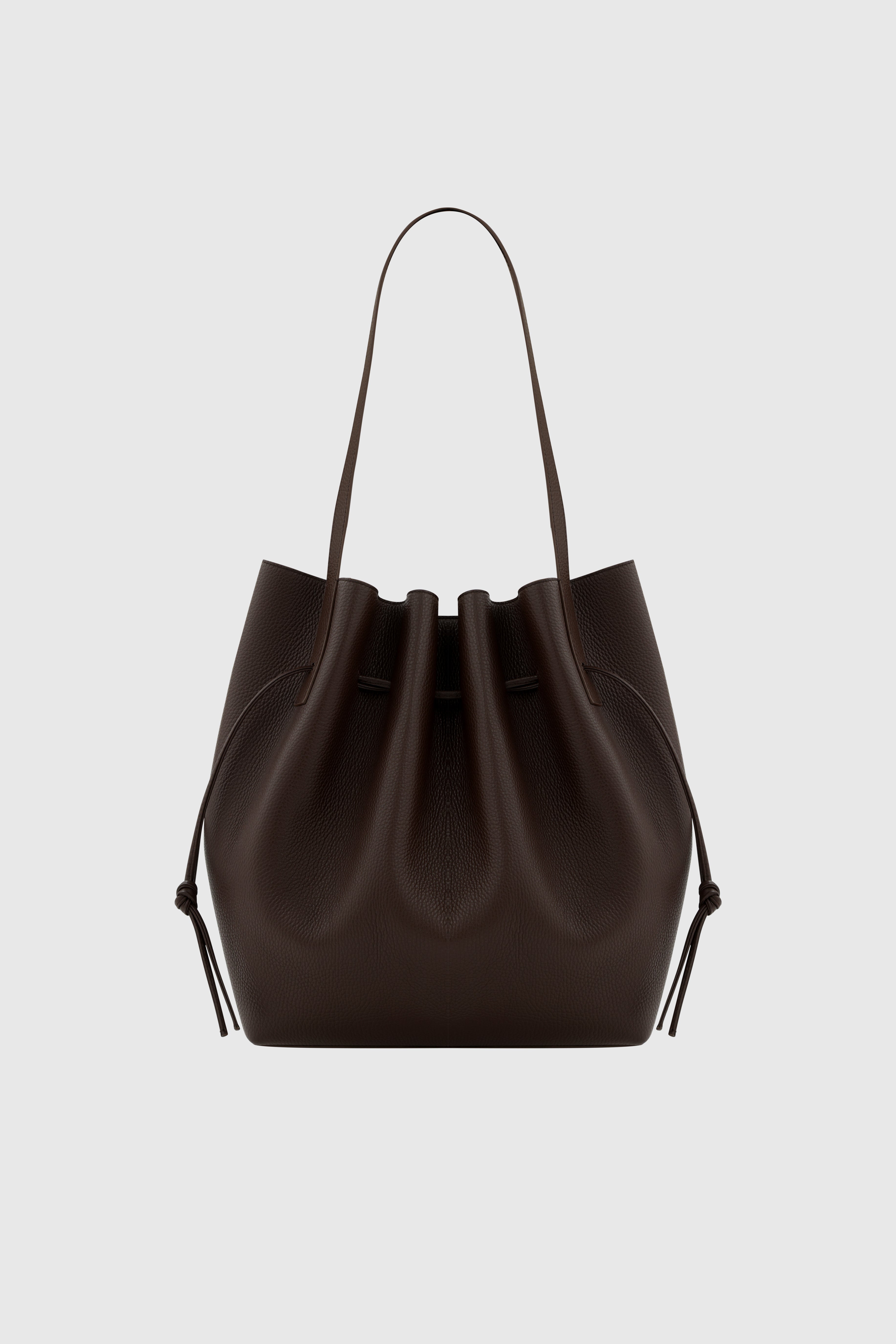 YUZEFI_SCALLOP_TOTE_PEBBLE_GRAIN_LEATHER_ESPRESSO_1.jpg