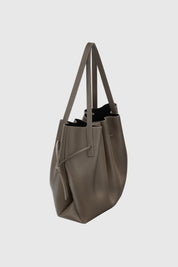 SCALLOP TOTE - TAUPE PEBBLE GRAINED LEATHER