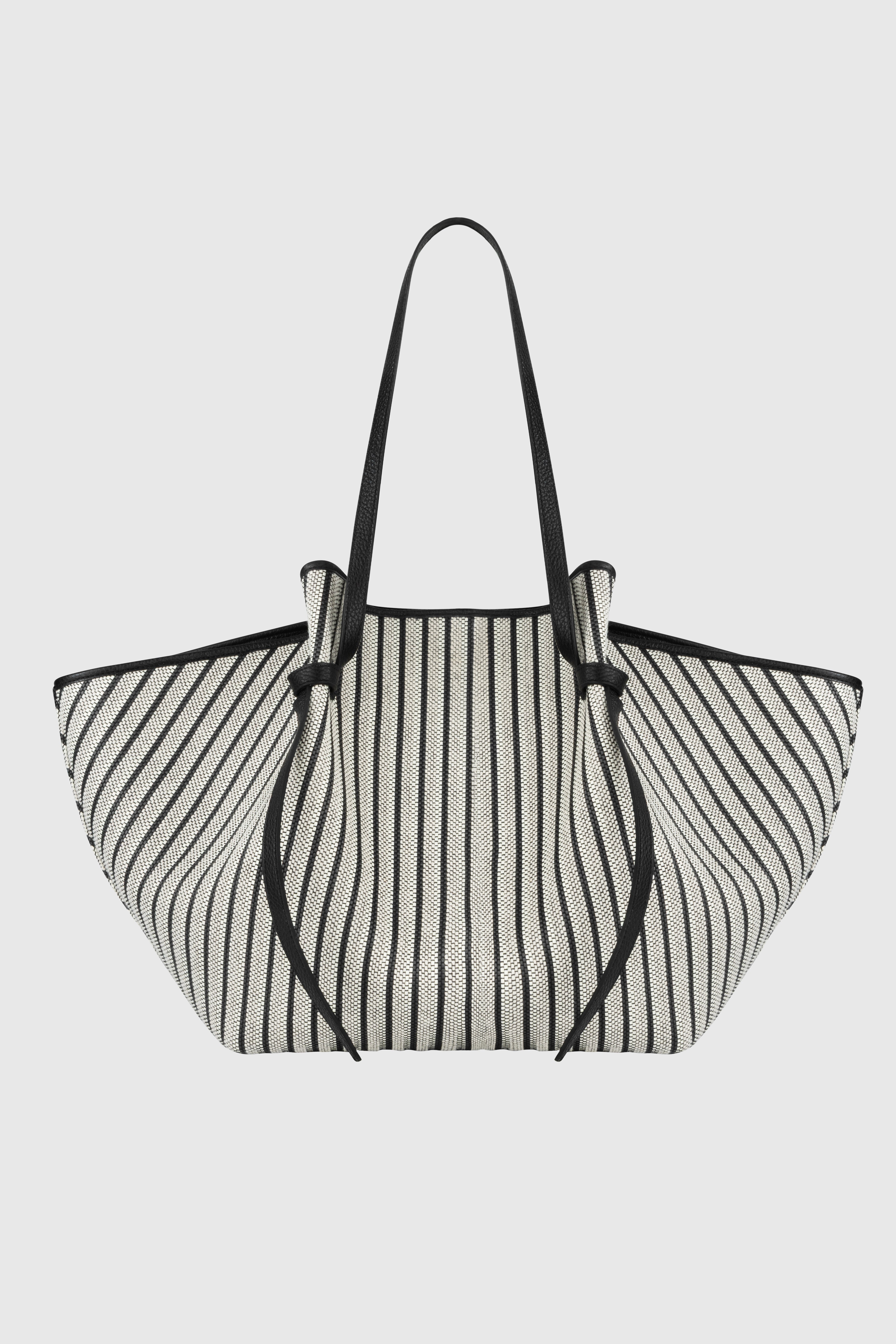 YUZEFI_XLMOCHI_WOVENCANVAS_STRIPED_1.jpg