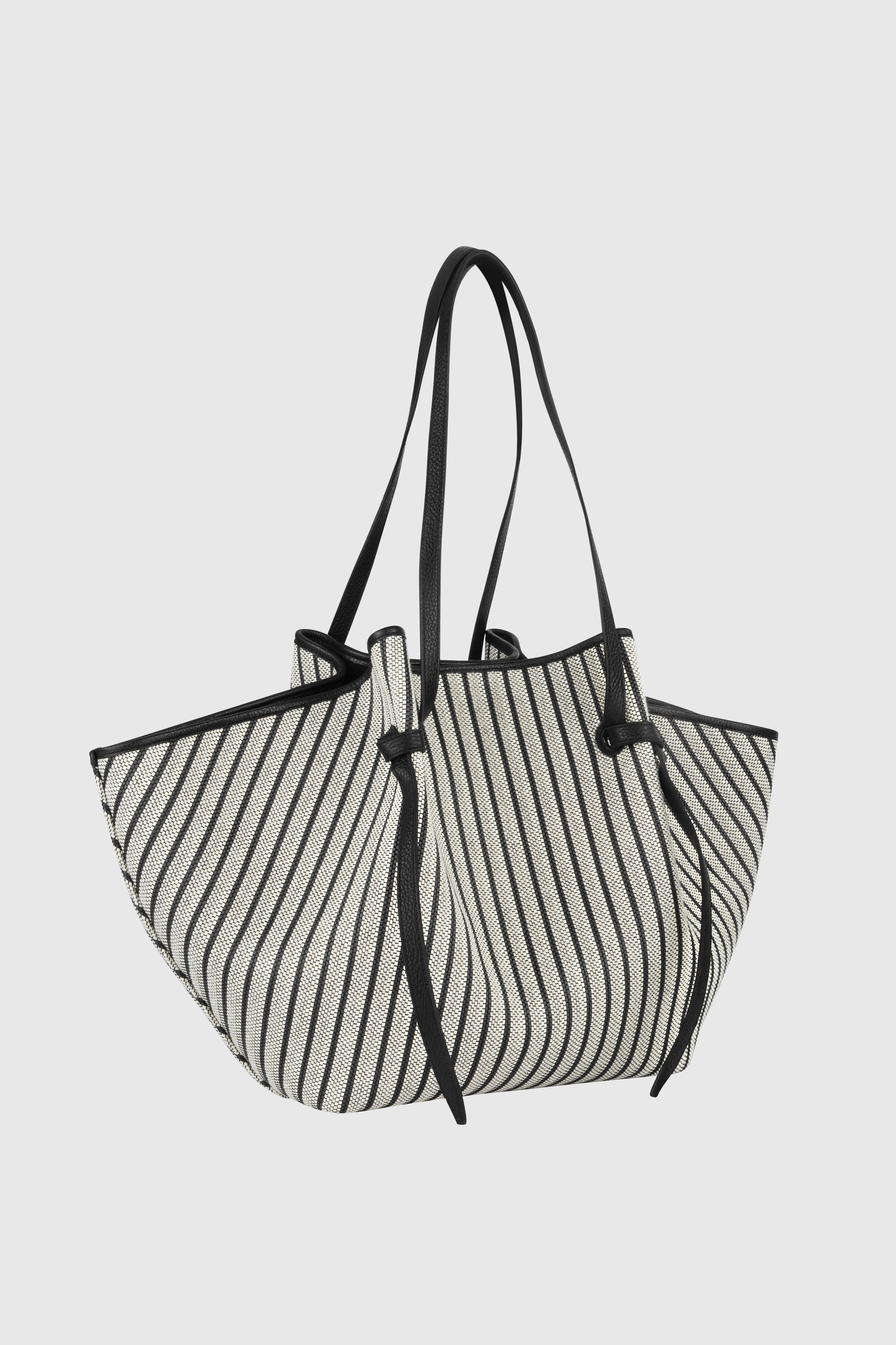 XL MOCHI - STRIPED WOVEN CANVAS