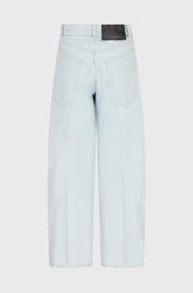 CROPPED BENT KNEE DENIM TROUSERS - LIGHT WASH