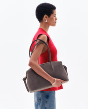 BRIOCHE DUFFLE - TAUPE SUEDE