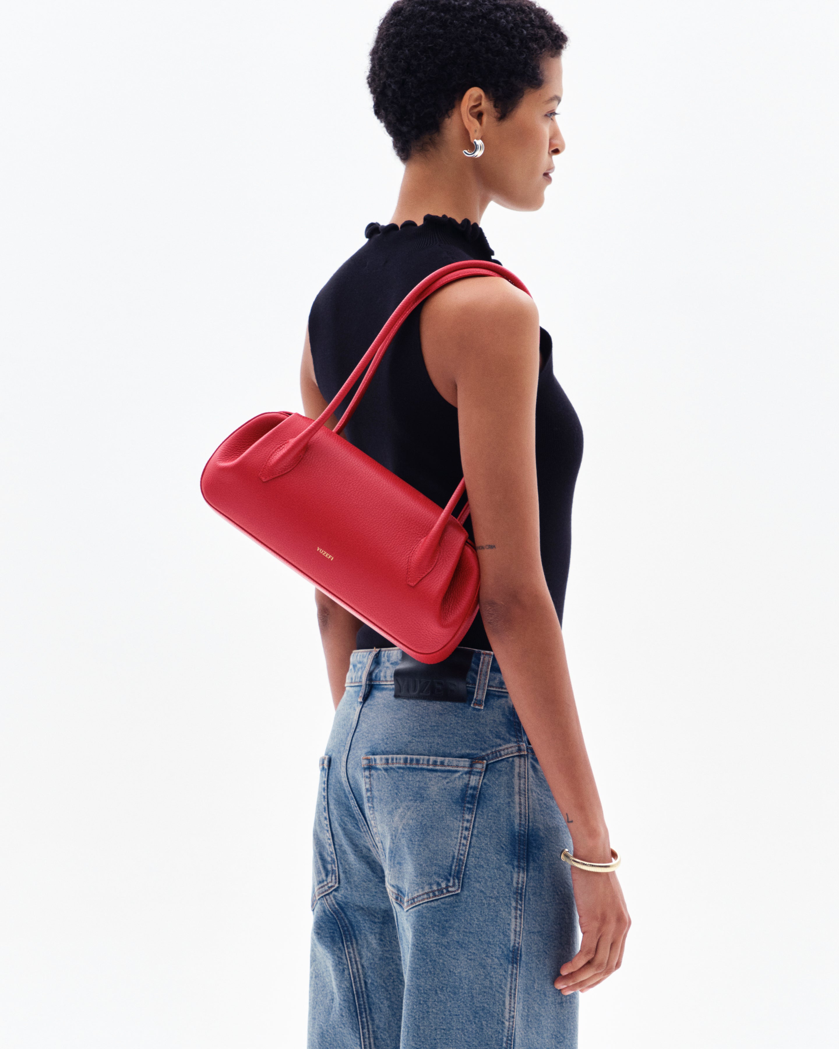 OYSTER SHOULDER BAG - CAYENNE PEBBLE GRAINED LEATHER – Yuzefi OYSTER SHOULDER BAG - CAYENNE PEBBLE GRAINED LEATHER – Yuzefi