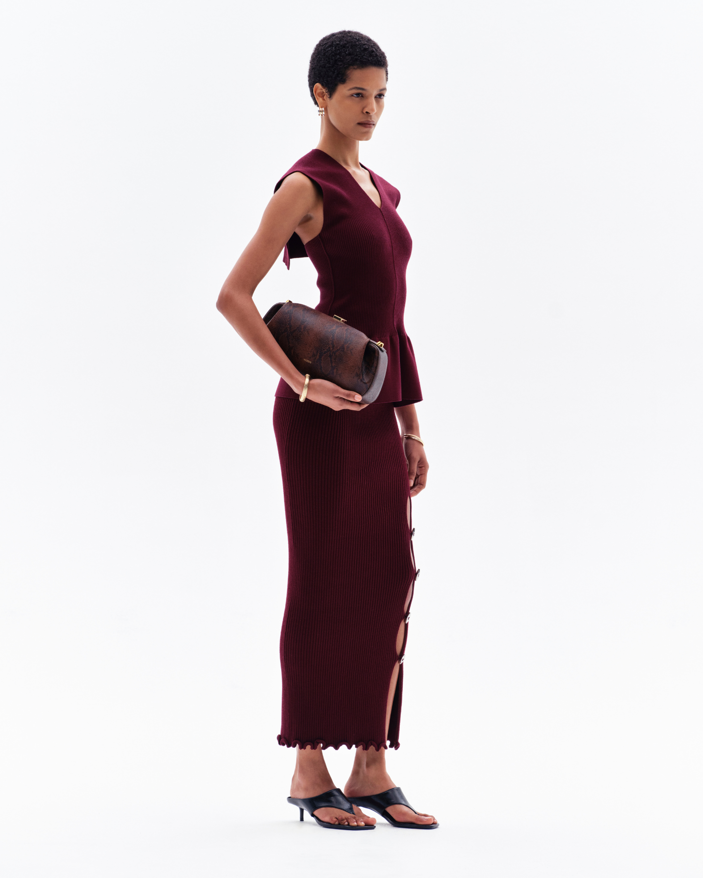 IRALYN RIB SPLIT SKIRT - BORDO