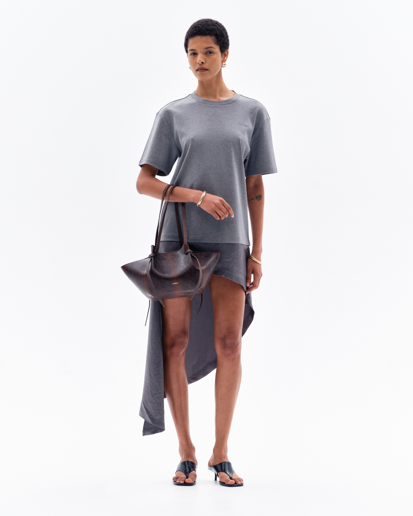 RAVAA BOXY T-SHIRT DRESS - GREY
