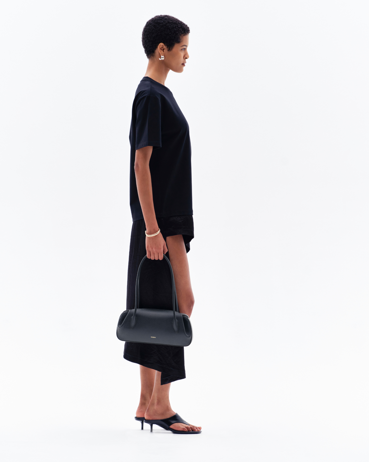 RAVAA BOXY T-SHIRT DRESS - BLACK