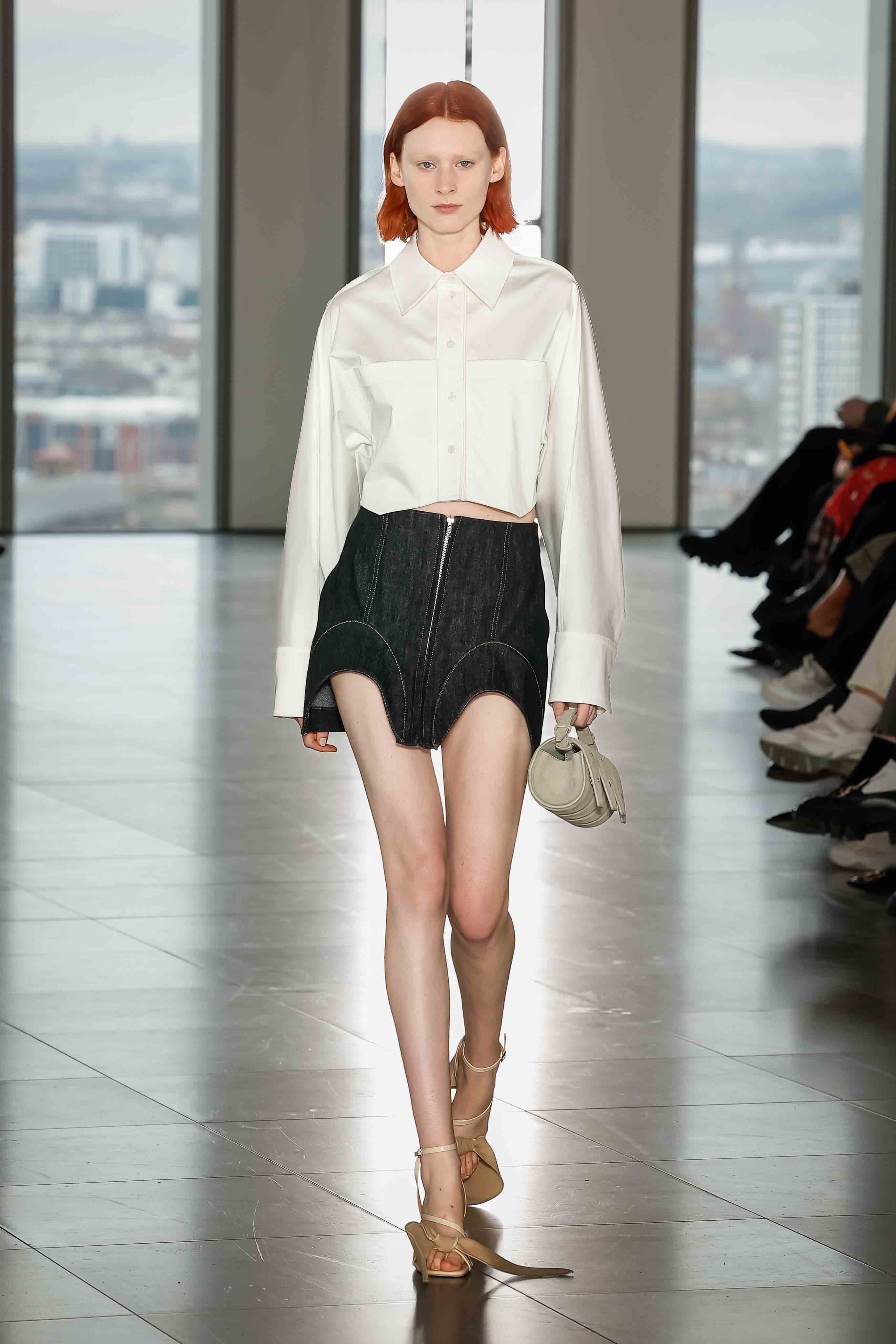 Yuzefy_AW23_runway_press_look_23.jpg