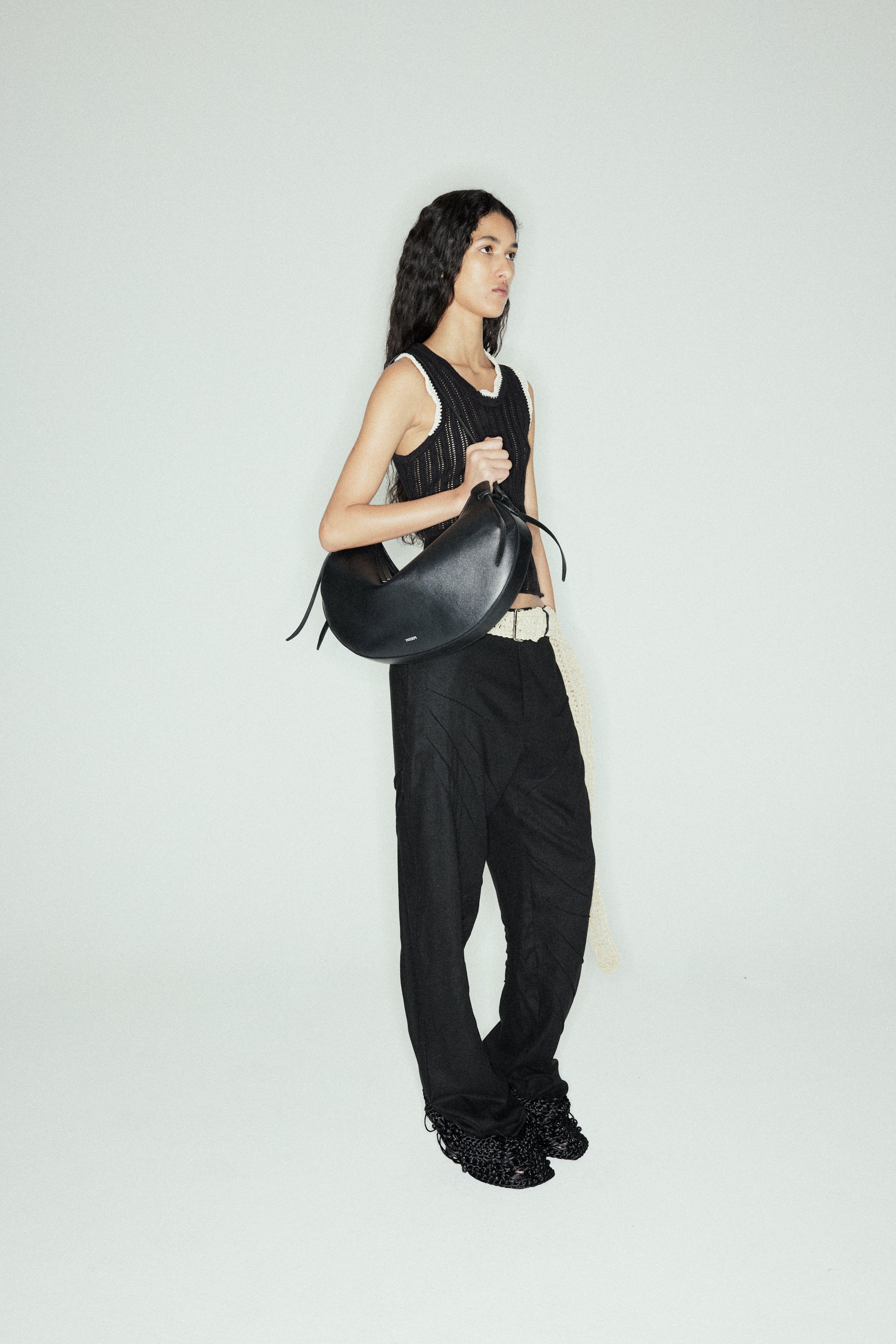 DARTED TAILORED TROUSERS - BLACK