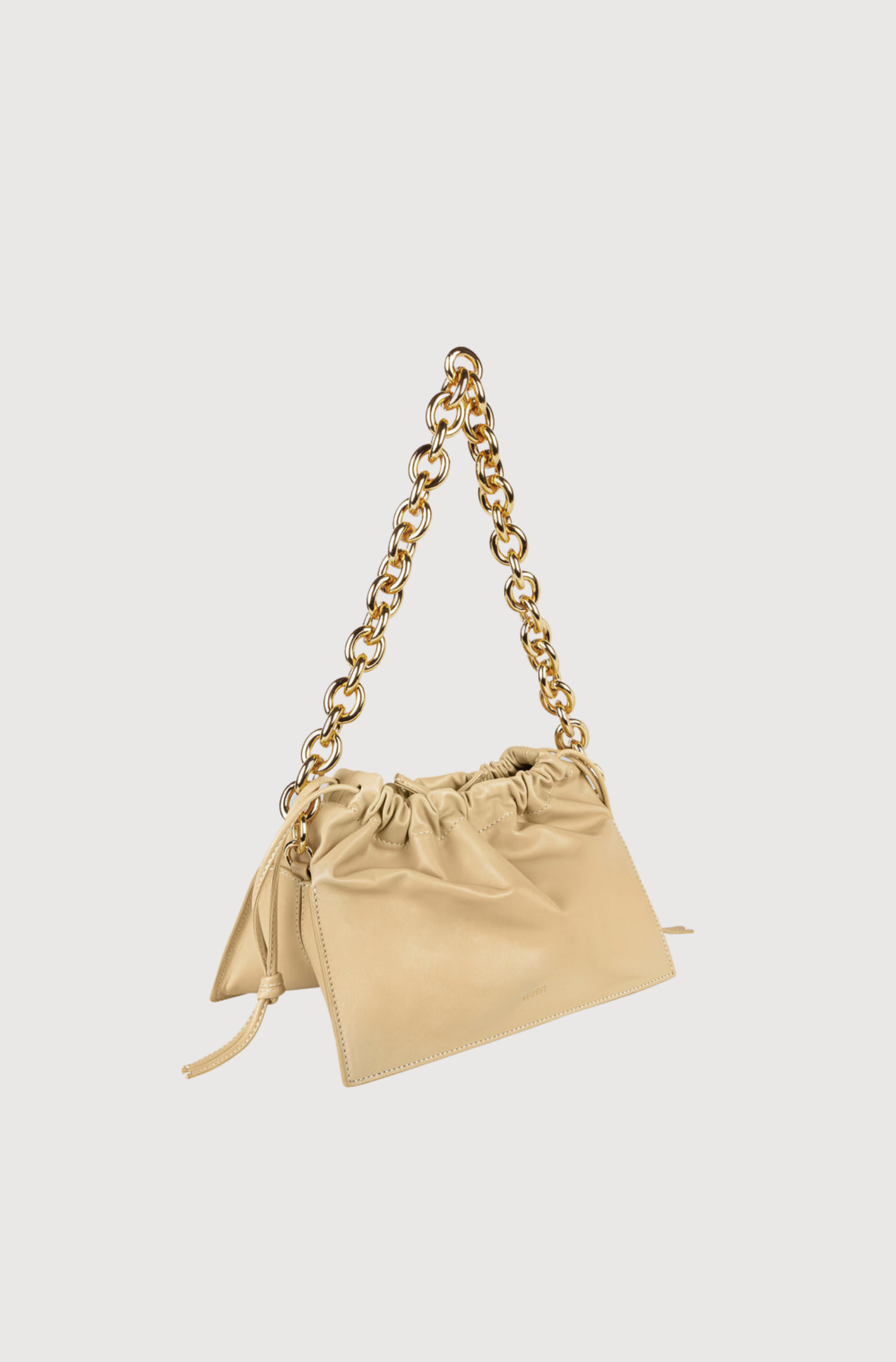 BOM - STRAW WITH GOLD CHAIN