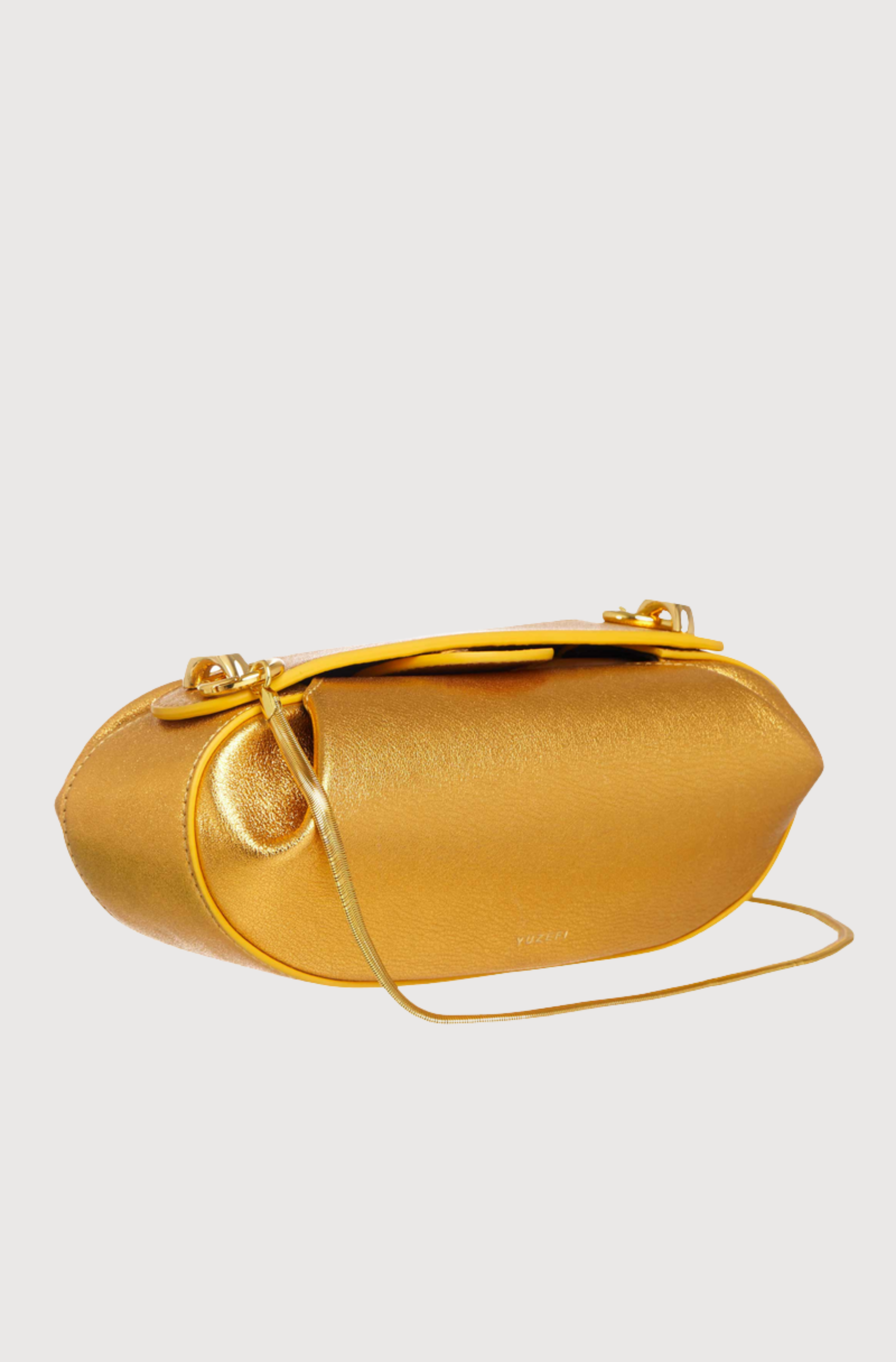 YUZEFI】DINNER ROLL CLUSTER STUD LEATHER YUZEFI】DINNER ROLL CLUSTER STUD LEATHER